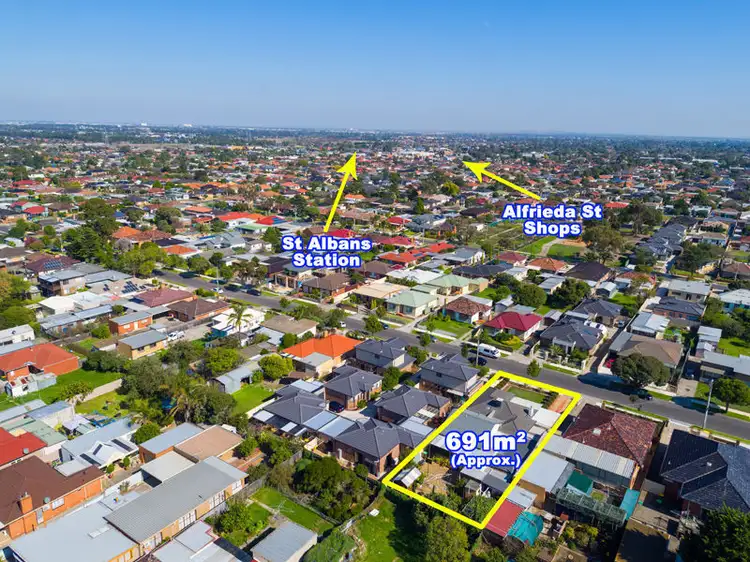 70 Lester Avenue, St Albans VIC 3021
