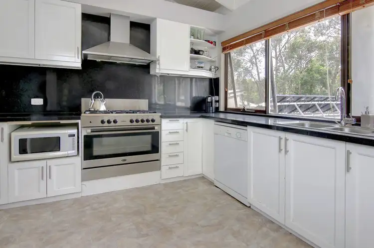 9 Plantation Drive, Rosebud VIC 3939