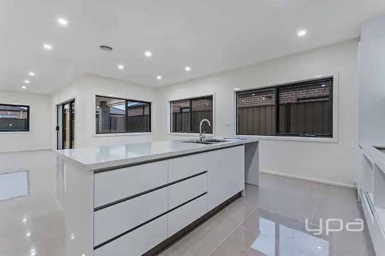 Fifth view of Homely house listing, 5 Tephra Crescent, Craigieburn VIC 3064