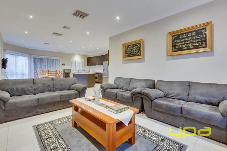 Fifth view of Homely unit listing, 2/231 Thames Boulevard, Tarneit VIC 3029