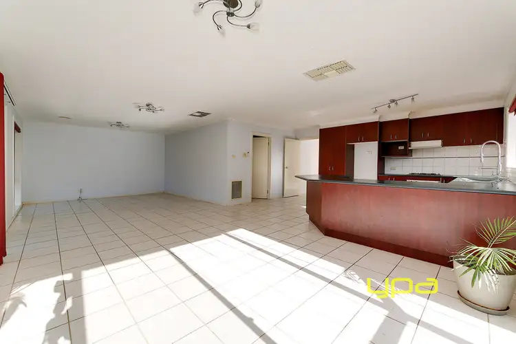 Sixth view of Homely house listing, 3 Highlander Court, Taylors Hill VIC 3037