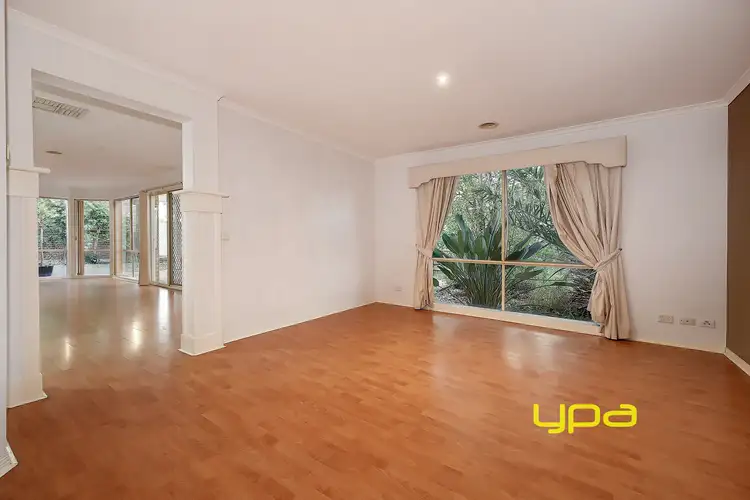 Sixth view of Homely house listing, 11 Ozzimo Drive, Hillside VIC 3037