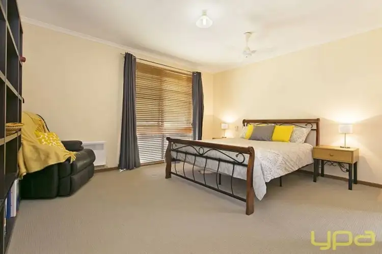 Fifth view of Homely house listing, 13 Scullin Court, Sunbury VIC 3429