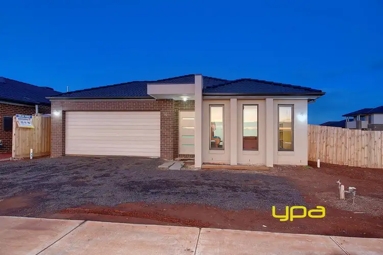 30 Borrowdale Road, Melton West VIC 3337