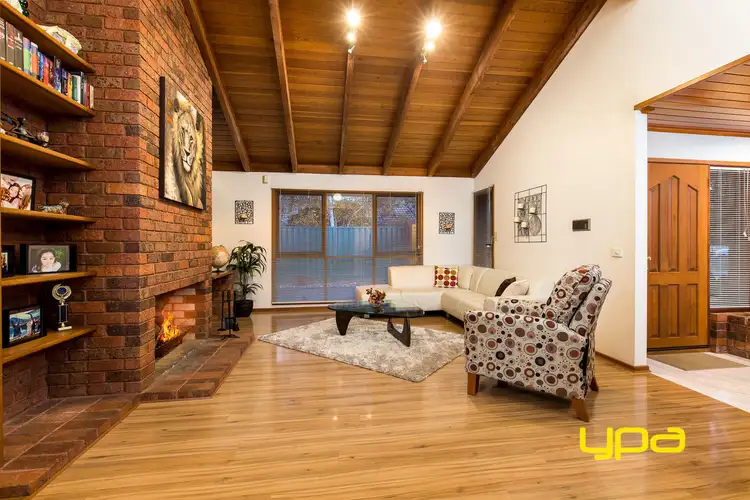 Fifth view of Homely house listing, 10 Panamuna Avenue, Taylors Lakes VIC 3038