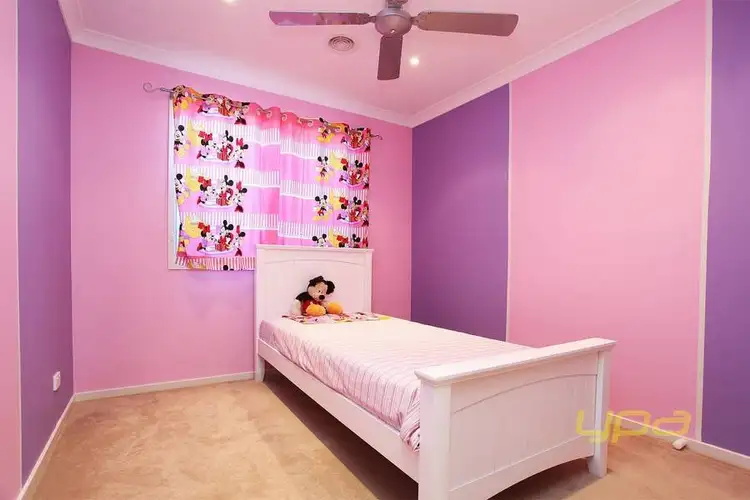 Seventh view of Homely house listing, 33 Cunningham Chase, Burnside VIC 3023