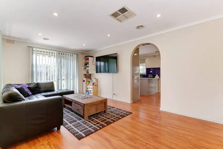 Third view of Homely house listing, 7 Parton Place, Craigieburn VIC 3064