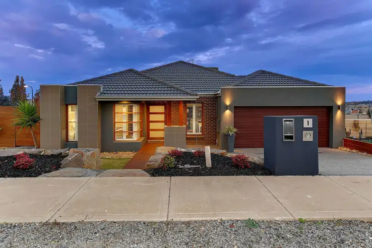 1 Fentonhill Parade, Sunbury VIC 3429