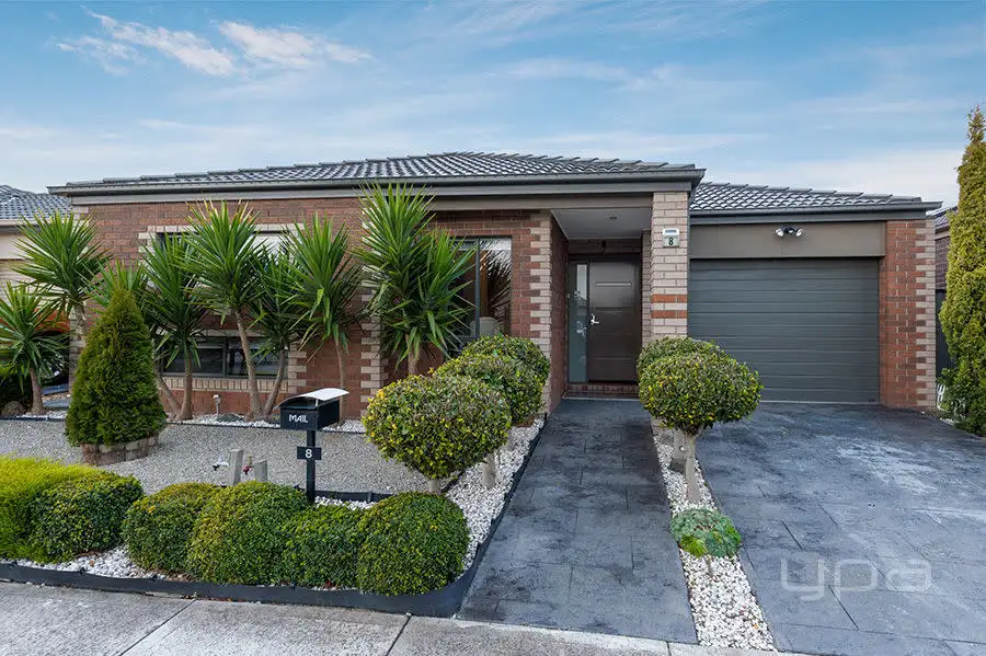 Main view of Homely house listing, 8 Kennet Way, Craigieburn VIC 3064