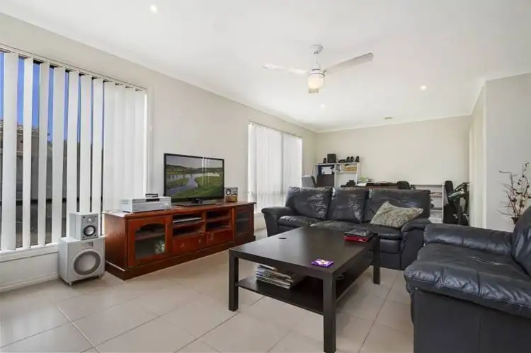 Second view of Homely house listing, 16 Raine Court, Sunbury VIC 3429