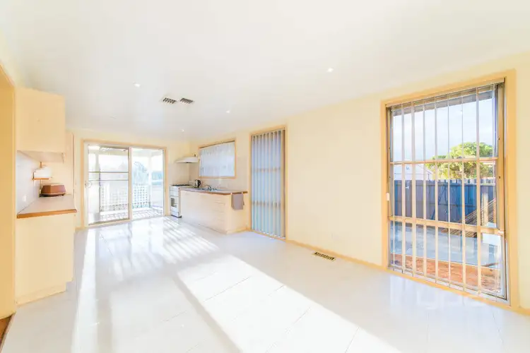 Fourth view of Homely house listing, 6 Winton Court, Broadmeadows VIC 3047