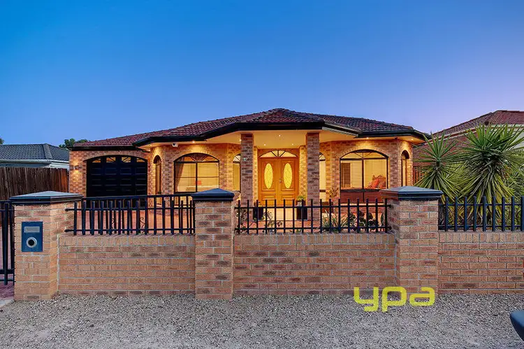12 Severn Court, Roxburgh Park VIC 3064