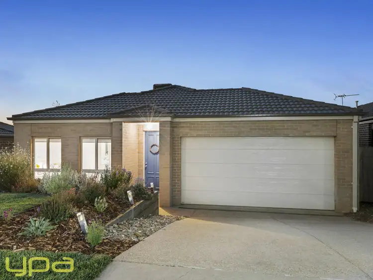 Second view of Homely house listing, 7 Pads Way, Sunbury VIC 3429