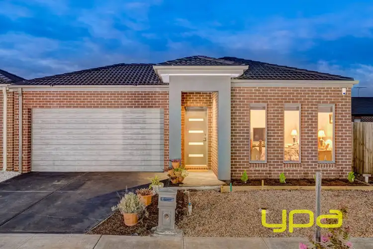 17 Kalamunda Court, Melton West VIC 3337