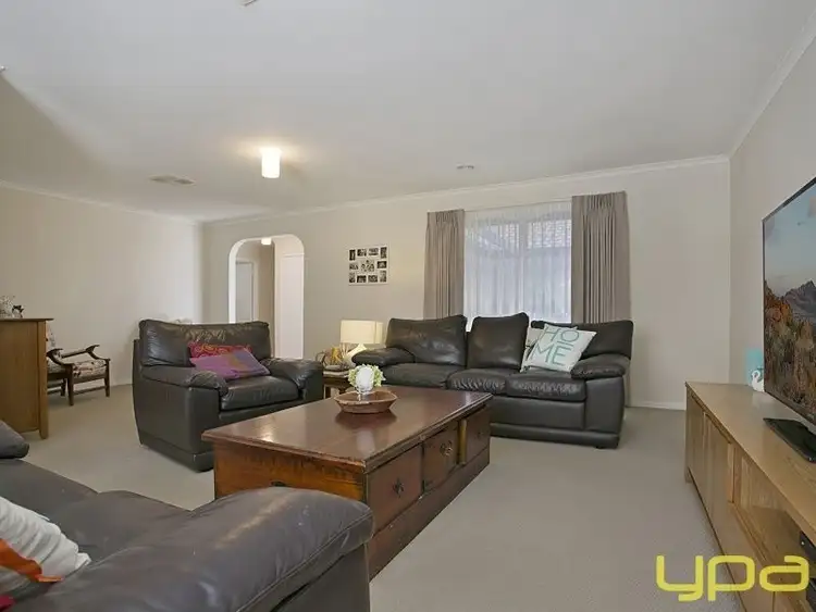 Third view of Homely house listing, 4 Lock Court, Sunbury VIC 3429
