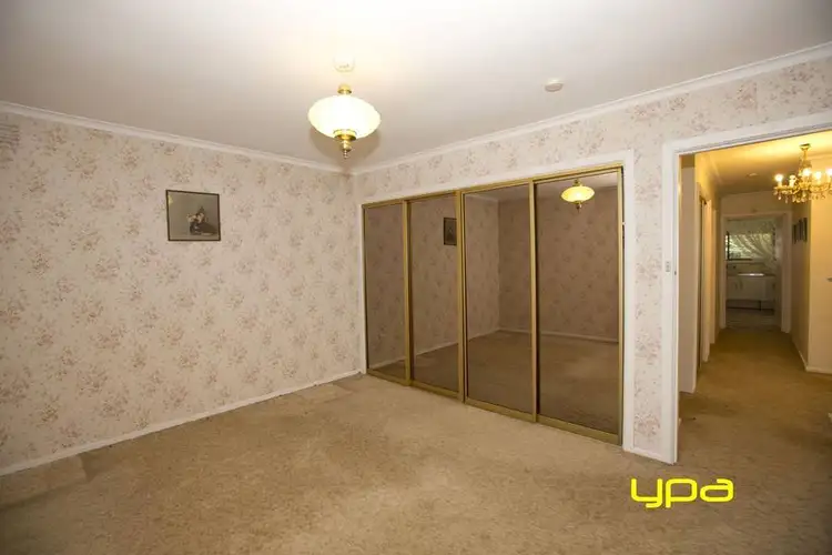 Fifth view of Homely house listing, 2 Kemp Avenue, Thomastown VIC 3074