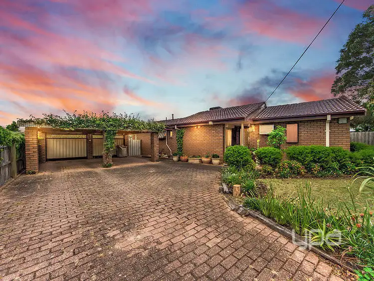 10 Penfold Place, Albanvale VIC 3021