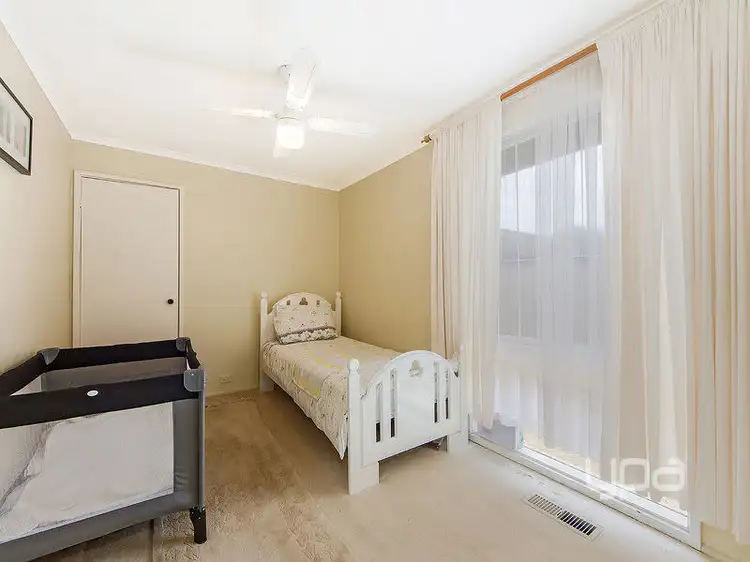 Seventh view of Homely house listing, 9 Fernhill Court, Albanvale VIC 3021