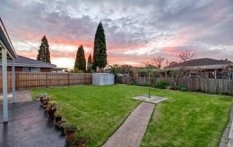 Fourth view of Homely house listing, 10 Pinnacle Court, Lalor VIC 3075