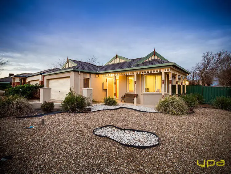 4 Tatiana Place, Burnside VIC 3023