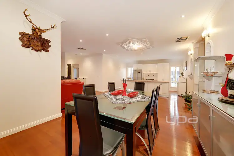 Fifth view of Homely house listing, 10 Skyline Rise, Craigieburn VIC 3064