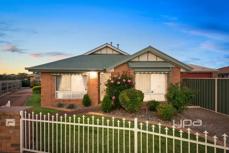Main view of Homely unit listing, 1/32 Reghon Drive, Sunbury VIC 3429