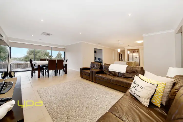 Second view of Homely house listing, 3 Longmire Court, Sunbury VIC 3429
