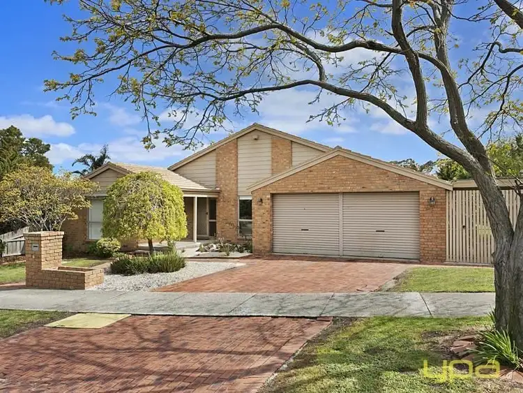 9 Heatherbrae Crescent, Sunbury VIC 3429