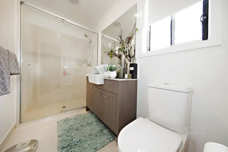 Fifth view of Homely house listing, 6 Galveston Avenue, Plumpton VIC 3335