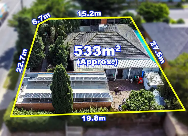 Third view of Homely house listing, 2 Stradbroke Drive, St Albans VIC 3021