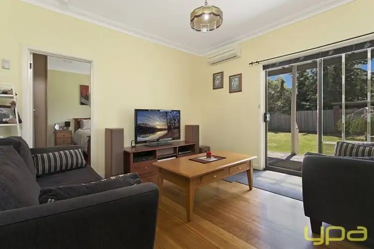 Second view of Homely house listing, 4 Wentworth Court, Sunbury VIC 3429