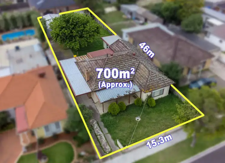6 Romsey Avenue, Sunshine North VIC 3020