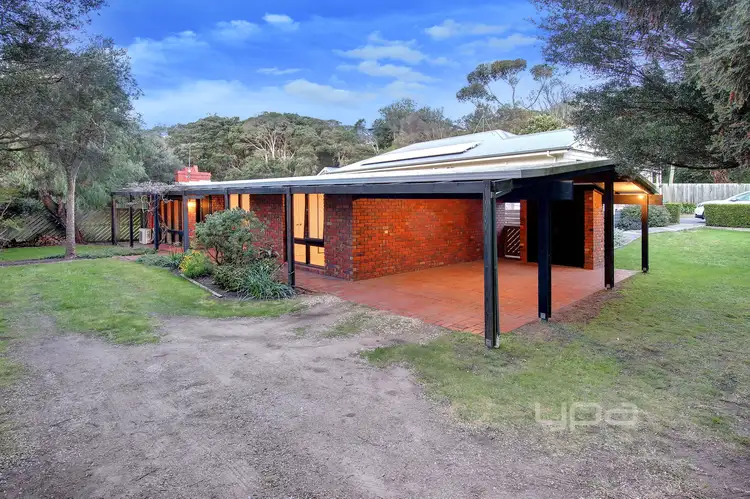 17 Byahamee Street, Rye VIC 3941