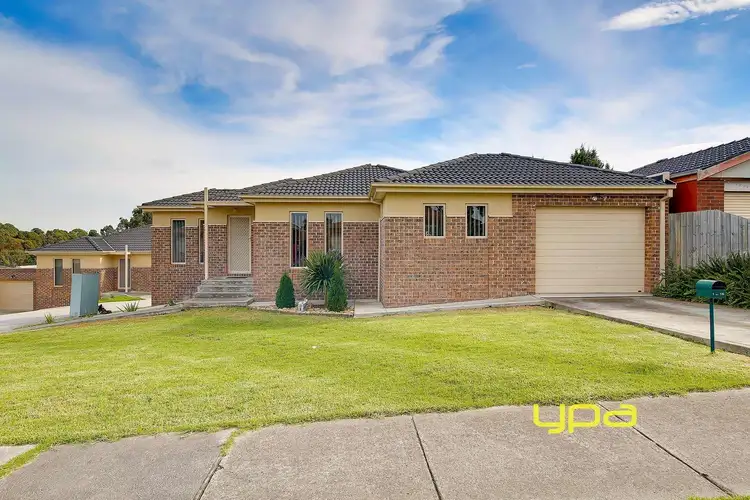 Main view of Homely unit listing, 1/16 Belsay Place, Craigieburn VIC 3064