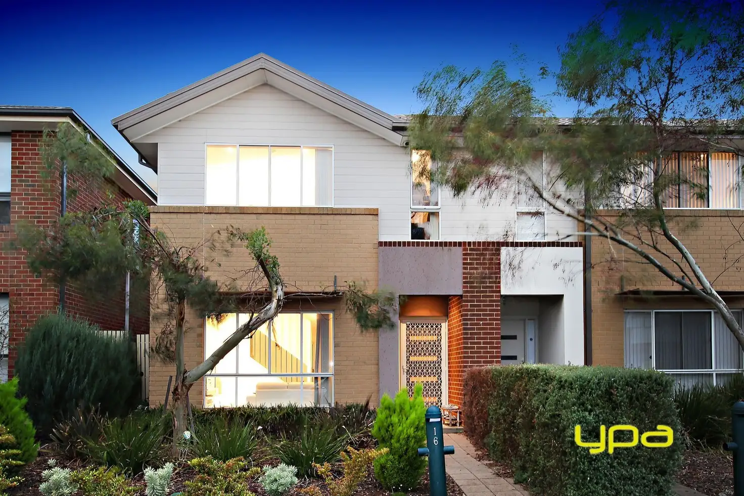 Main view of Homely house listing, 16 Eloura Circuit, Taylors Hill VIC 3037