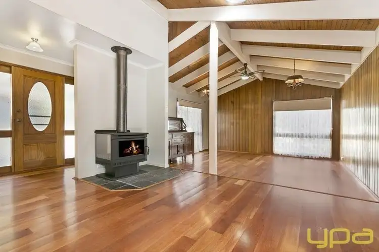 Third view of Homely house listing, 8 Walton Heath Court, Sunbury VIC 3429