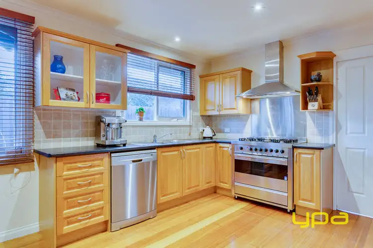 Sixth view of Homely house listing, 3 Roper Court, Gladstone Park VIC 3043