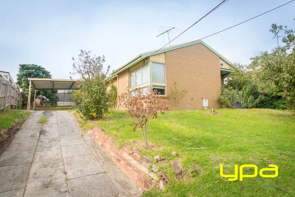 Main view of Homely house listing, 8 Lubeck Court, Meadow Heights VIC 3048