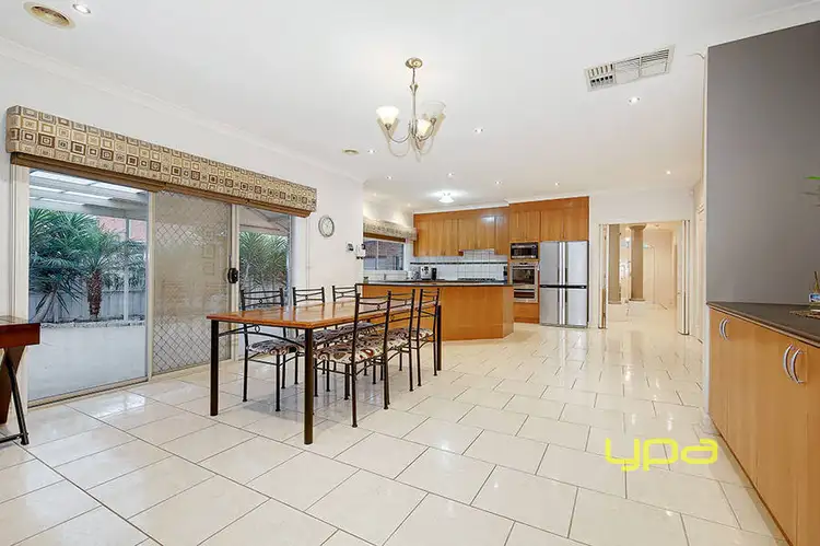 Fourth view of Homely house listing, 28 Wellington Drive, Hillside VIC 3037