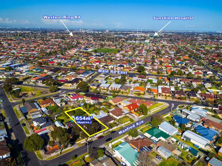 Second view of Homely house listing, 10 Manfred Avenue, St Albans VIC 3021