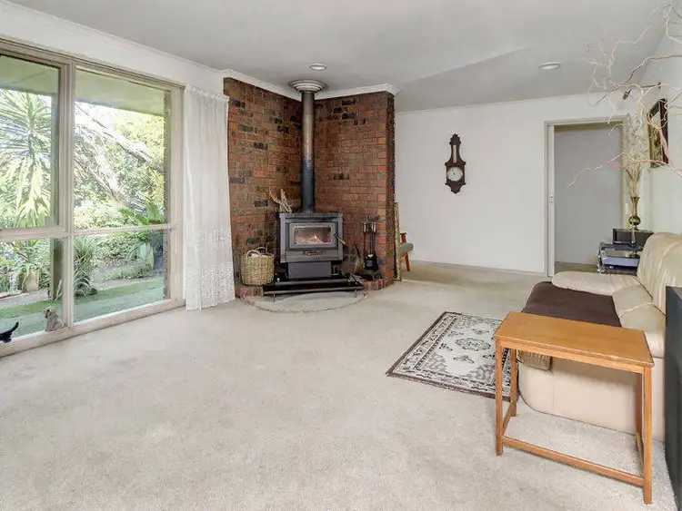 Second view of Homely house listing, 32 Heather Avenue, Sorrento VIC 3943