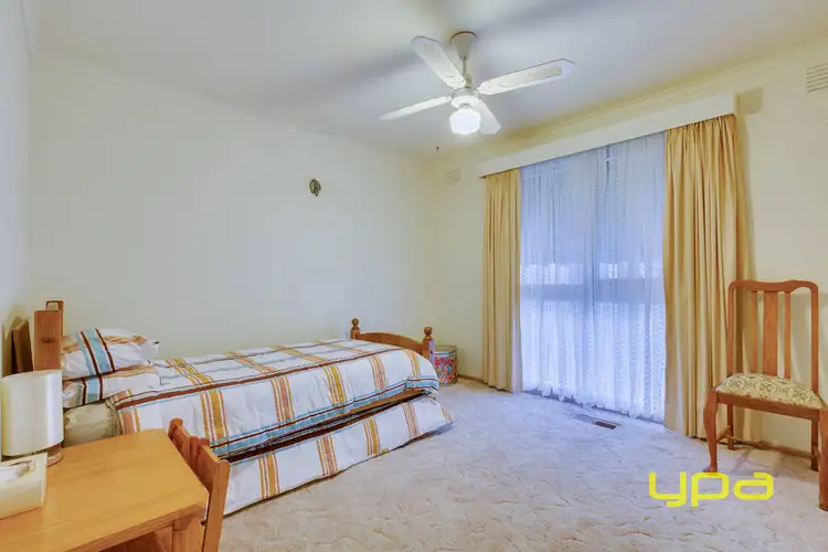 Fifth view of Homely house listing, 20 Linacre Crescent, Gladstone Park VIC 3043