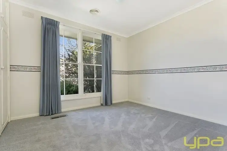 Sixth view of Homely house listing, 129 McKell Avenue, Sunbury VIC 3429