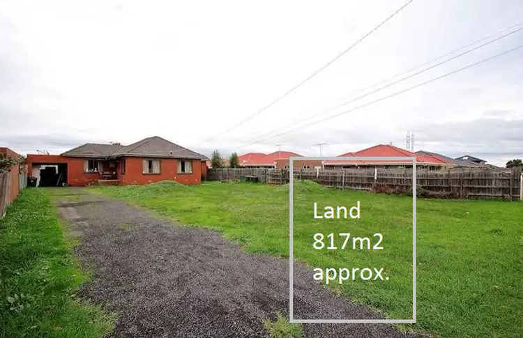 16 Adams Street, St Albans VIC 3021