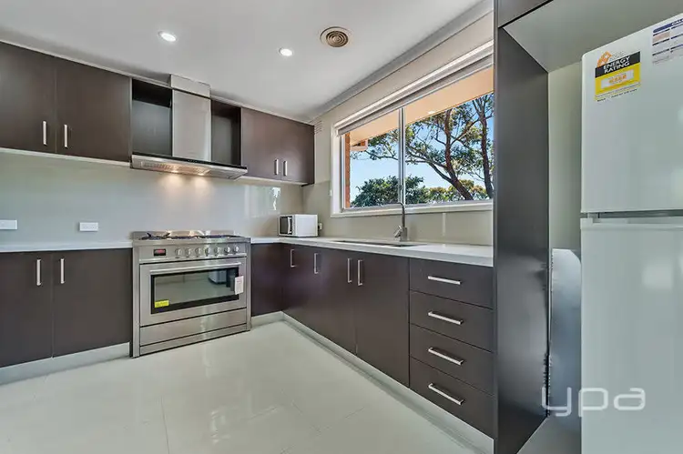 Seventh view of Homely house listing, 1 Bee Court, Craigieburn VIC 3064