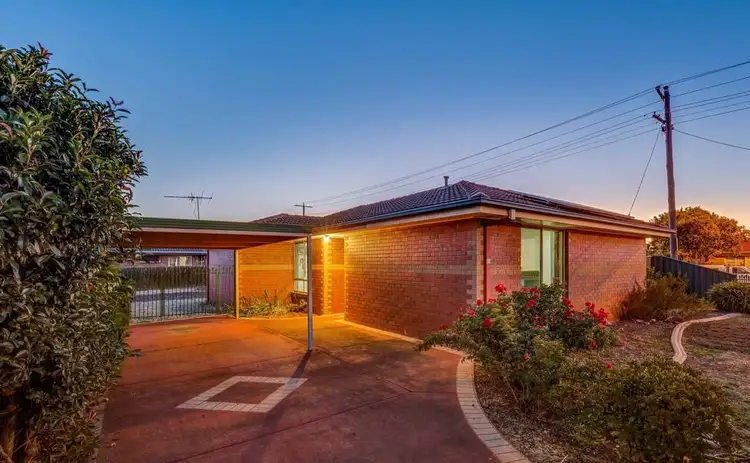 23 Moodie Street, Melton South VIC 3338