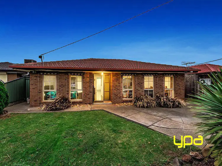 14 Gryphon Walk, Kings Park VIC 3021