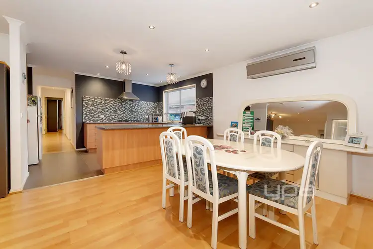 Fourth view of Homely house listing, 31 Brindalee Way, Hillside VIC 3037