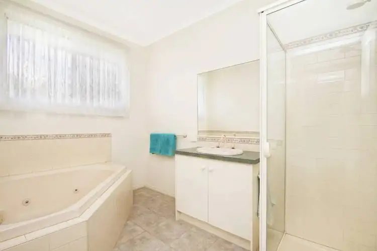 Fifth view of Homely house listing, 15 Noble Way, Sunbury VIC 3429