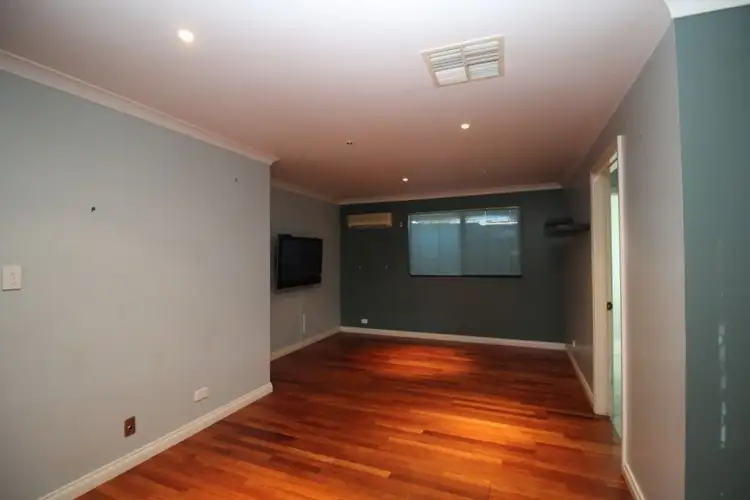 Fifth view of Homely house listing, 2 Erin Court Boulder, Kalgoorlie WA 6430